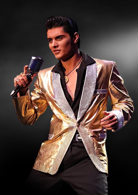 Emilio Santoro as Elvis